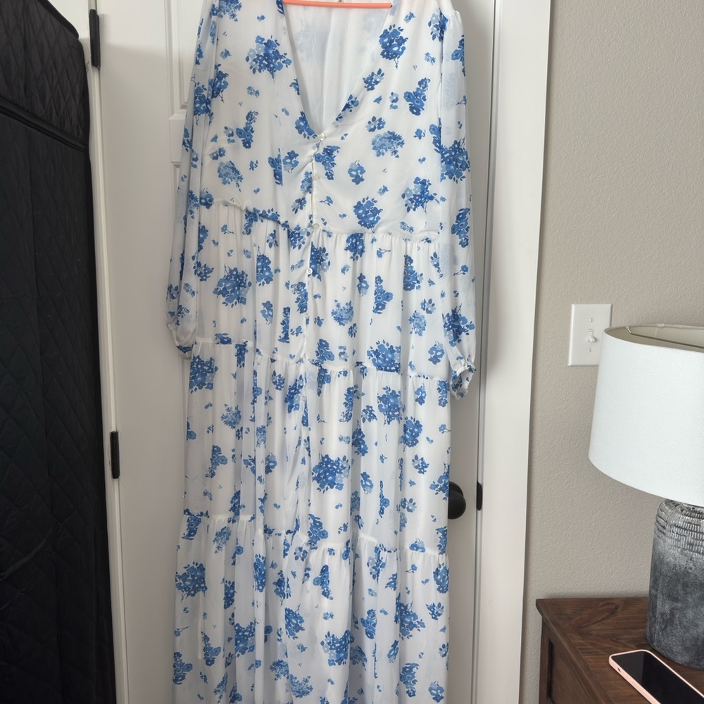 Sugar+Lips Blue Floral Maxi Dress